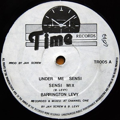 Barrington Levy - Under Me Sensi (12'') (Near Mint (NM or M-)) - 4178859393