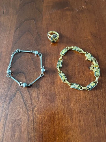 VINTAGE 70S SPANISH BRACELETS AND RING ONE STERLING SILVER EXCELLENT CONDITION