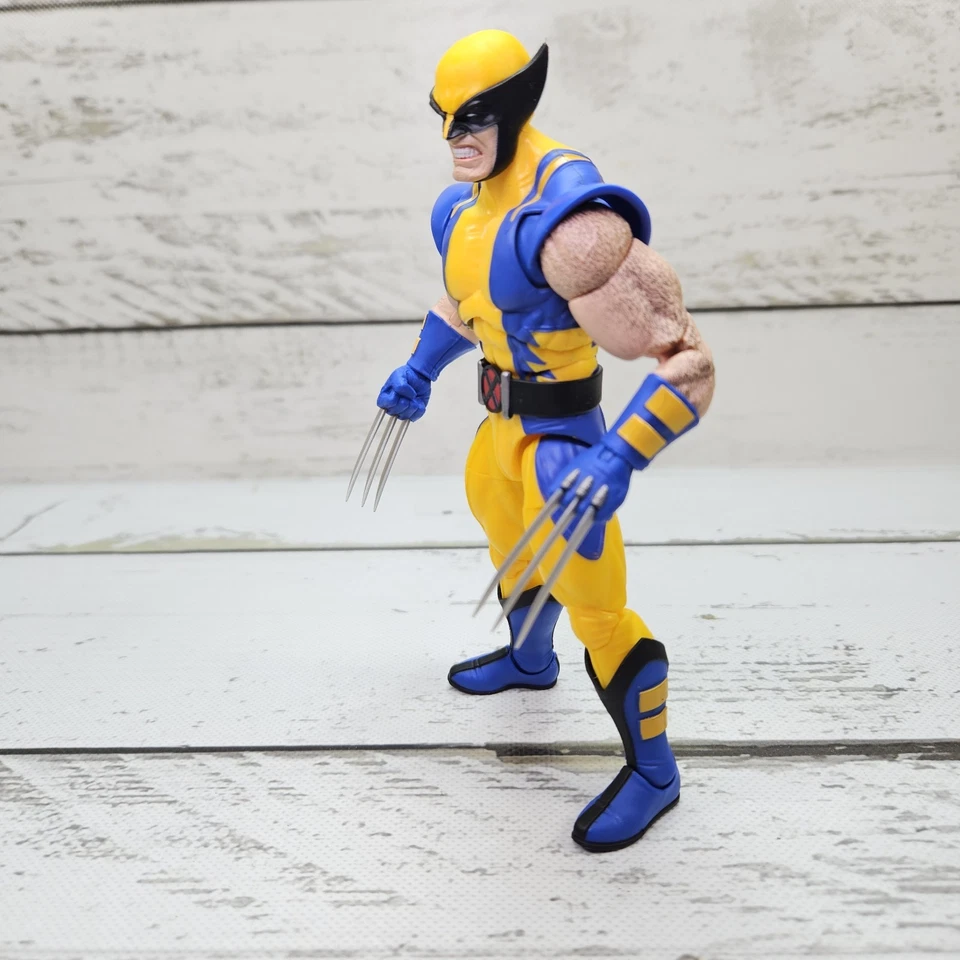 Figura de acción posable Hasbro Marvel Legends 85 años X-Men Wolverine 2024 6" Foto 2 de 4