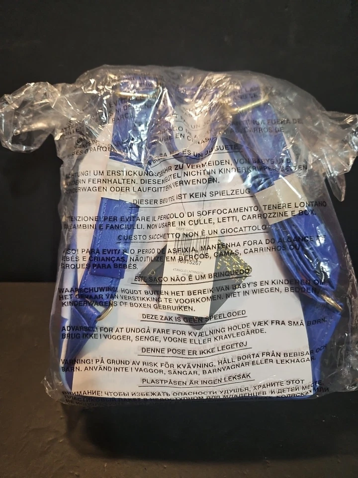 RARO Loungefly x Disney Enredado Rapunzel y Flynn Linterna Escena de Barco Foto 3 de 4