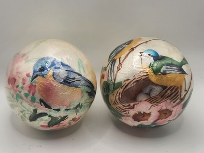 Hand Painted Decorative Bird Sphere Balls Nest Songbird Décor Set 2 Vintage