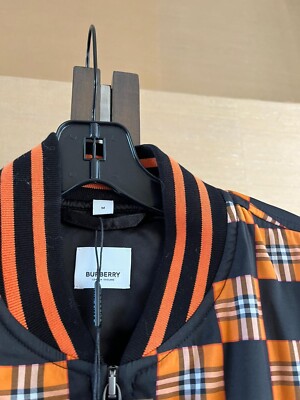 ジャケット BURBERRY EMBROIDERED POLYESTER BLEND BOMBER JACKET A6691802-4536-43BE-818C-