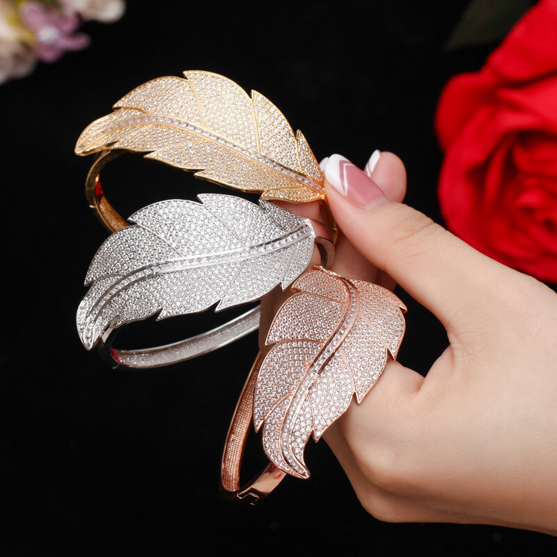 Luxury Gold Plated Cubic Zirconia Big Leaf Cuff Bangle Wedding Bracelet Jewelry