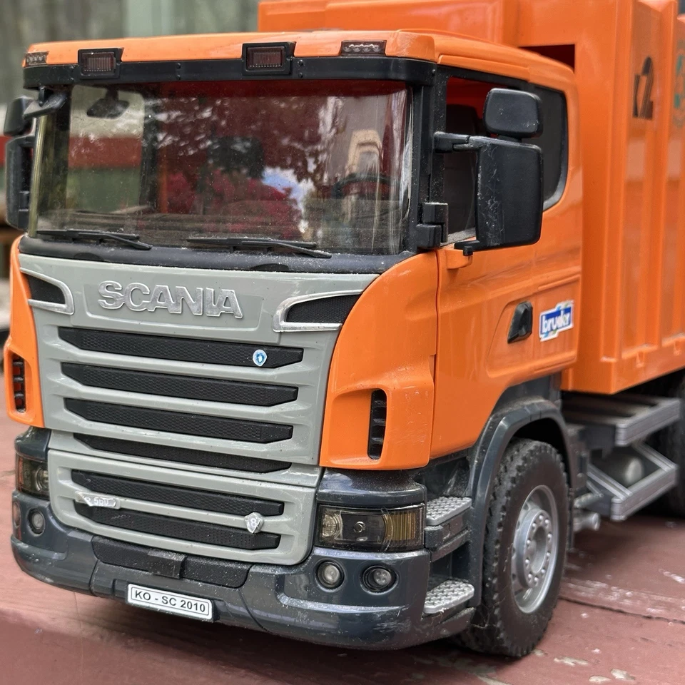 Camión de basura Bruder SCANIA serie R (naranja) 03560 muy usado * ¡¡¡tal cual!!!! Foto 2 de 4