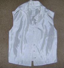 LITTLE BOYS FORMAL WHITE VEST SIZE 3-4