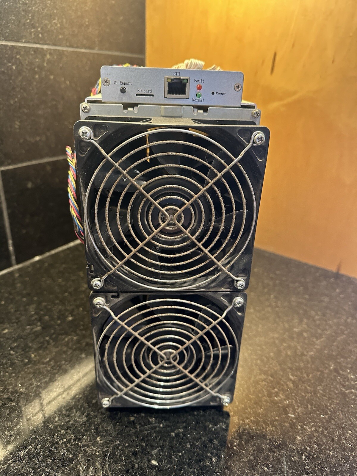 Bitmain Antminer Z11 135ksol w/APW7 1800 watt PSU | Zcash Equihash Miner