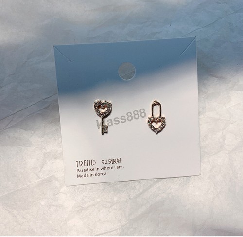 Asymmetry Golden Heart Shape Key Lock Simulated Rhinestone Women Stud Earrings - Picture 2 of 10