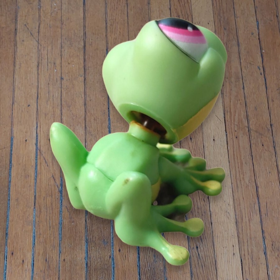shop ⁑FROG⁑ Amazon.com: HYSTYLE 6 Pcs Clockwork Spring Frog Toy Green
