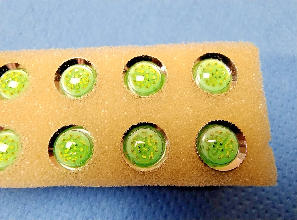 RS PRO LED Signalleuchte Grün 28V ac dc EBT P1 Sockel BA9s 10 St. - Bild 2 von 4