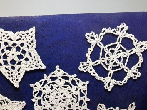 Annie’s Attic Snowflakes & Stars Crochet Patterns Booklet 18 Patterns 1992 - Picture 8 of 16