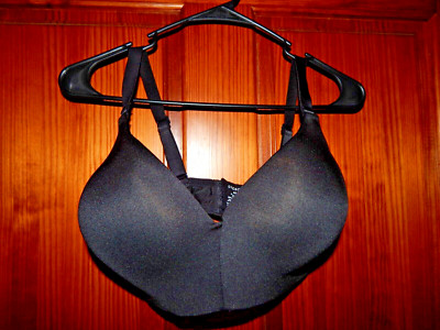 GEORGE BLACK BRA, WIRELESS, MEDIUM LINING, SIZE 38 D, 7116X