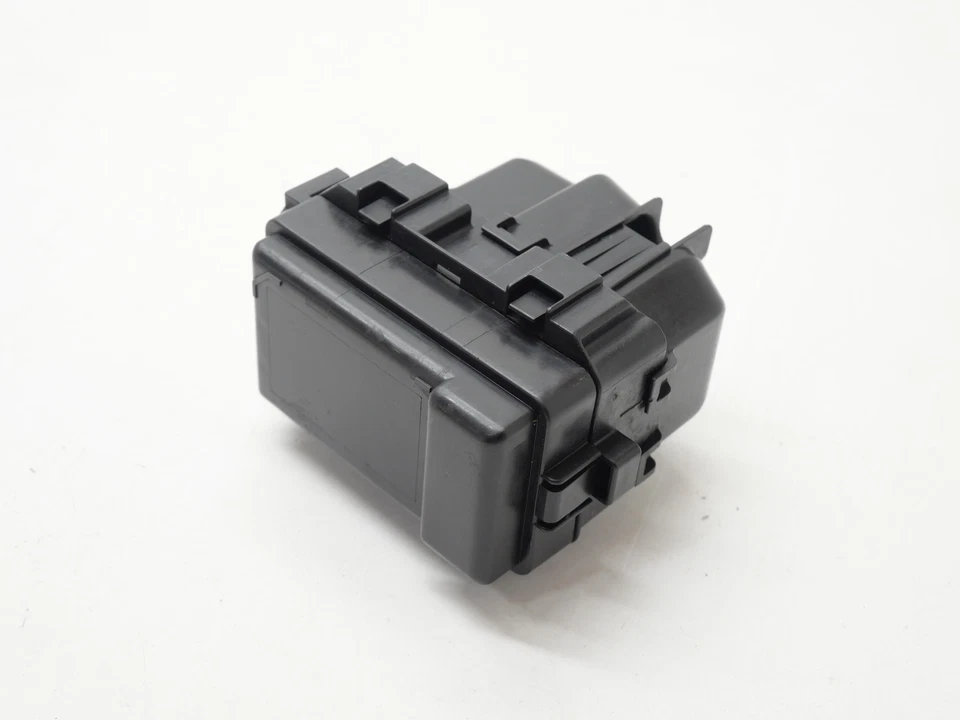 2004-2005 年本田 S2000 S2K AP2 发动机子保险丝链路继电器盒辅助原始设备制造商 — 第 3/4 张图片