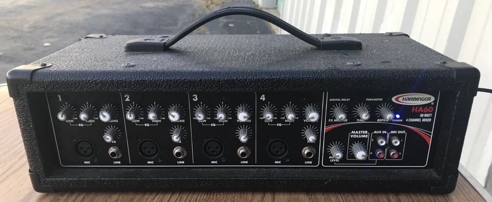 Peavey XR-600C Mixer Amp Amplifier Series 400BH - Image 4 of 4