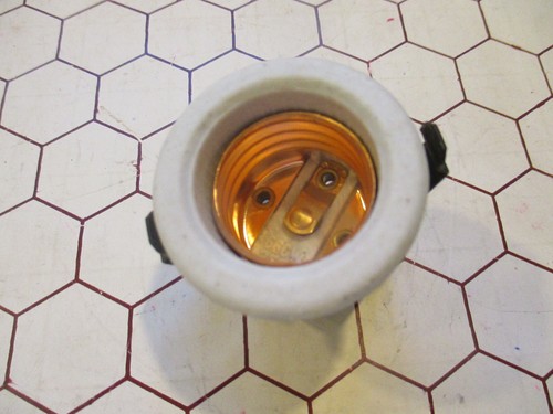 316116400 OEM Light Socket for Frigidaire Range New - Picture 2 of 3