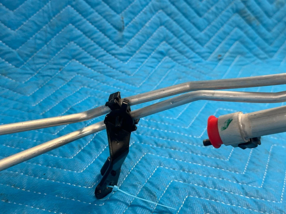 Lexus LX470 A/C AC Evaporator Line Pipe Tube Hose 1999 2000 2001 2002 Oem Foto 3 de 4