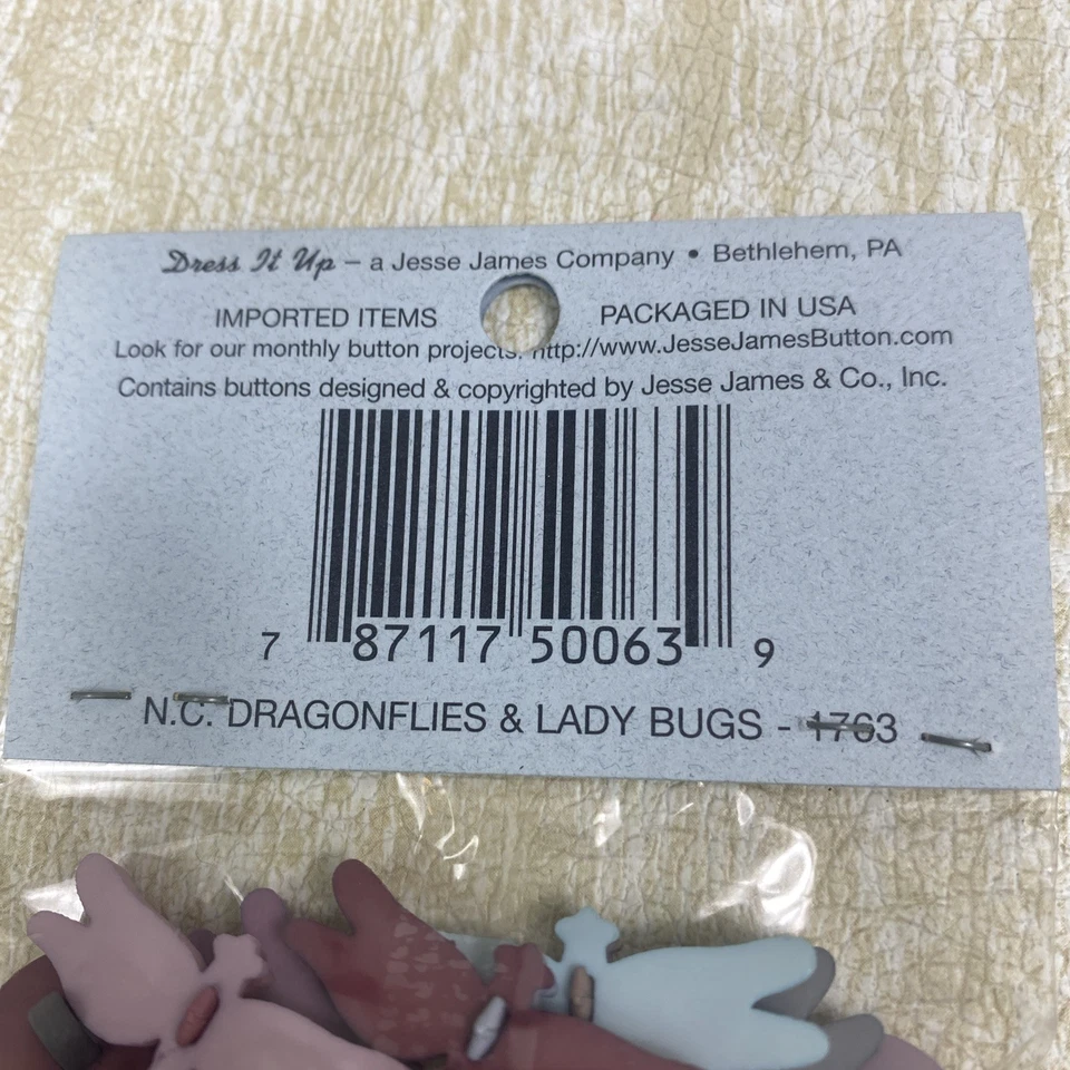 Ducks Butterfly Dragonfly Honey Bee and Ladybug Shank Buttons - Image 4 of 4