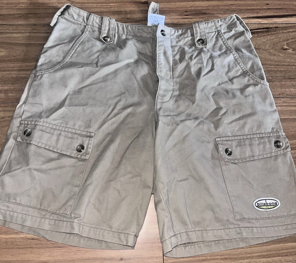 Billabong Vintage Ladies Beige Cargo Shorts High-Waisted Size 12
