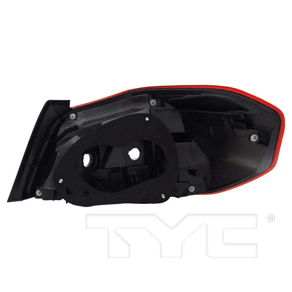 For Subaru WRX STI 15-21 TYC Driver Side Replacement Tail Light CAPA Certified Foto 4 de 4