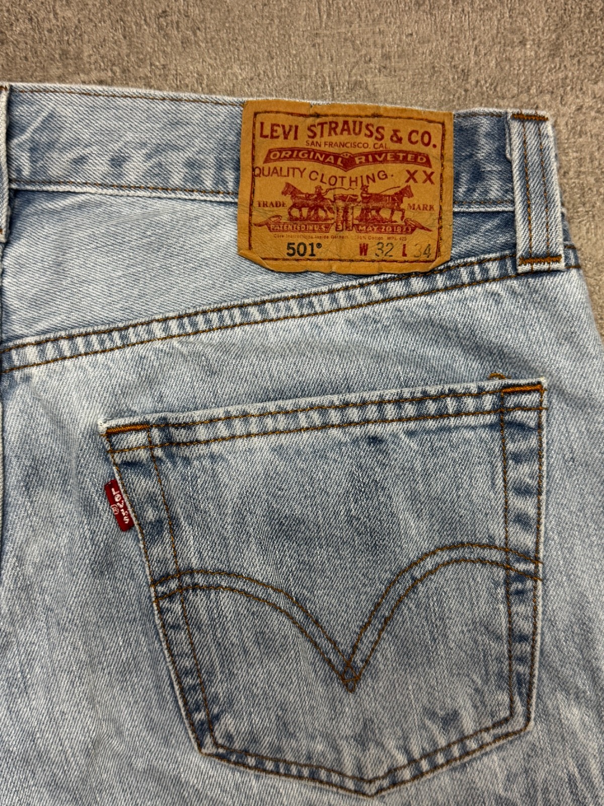 Levi's 501 Denim Shorts Mens W32 M Custom Bleached Cut Off Vintage Jeans Short image 3