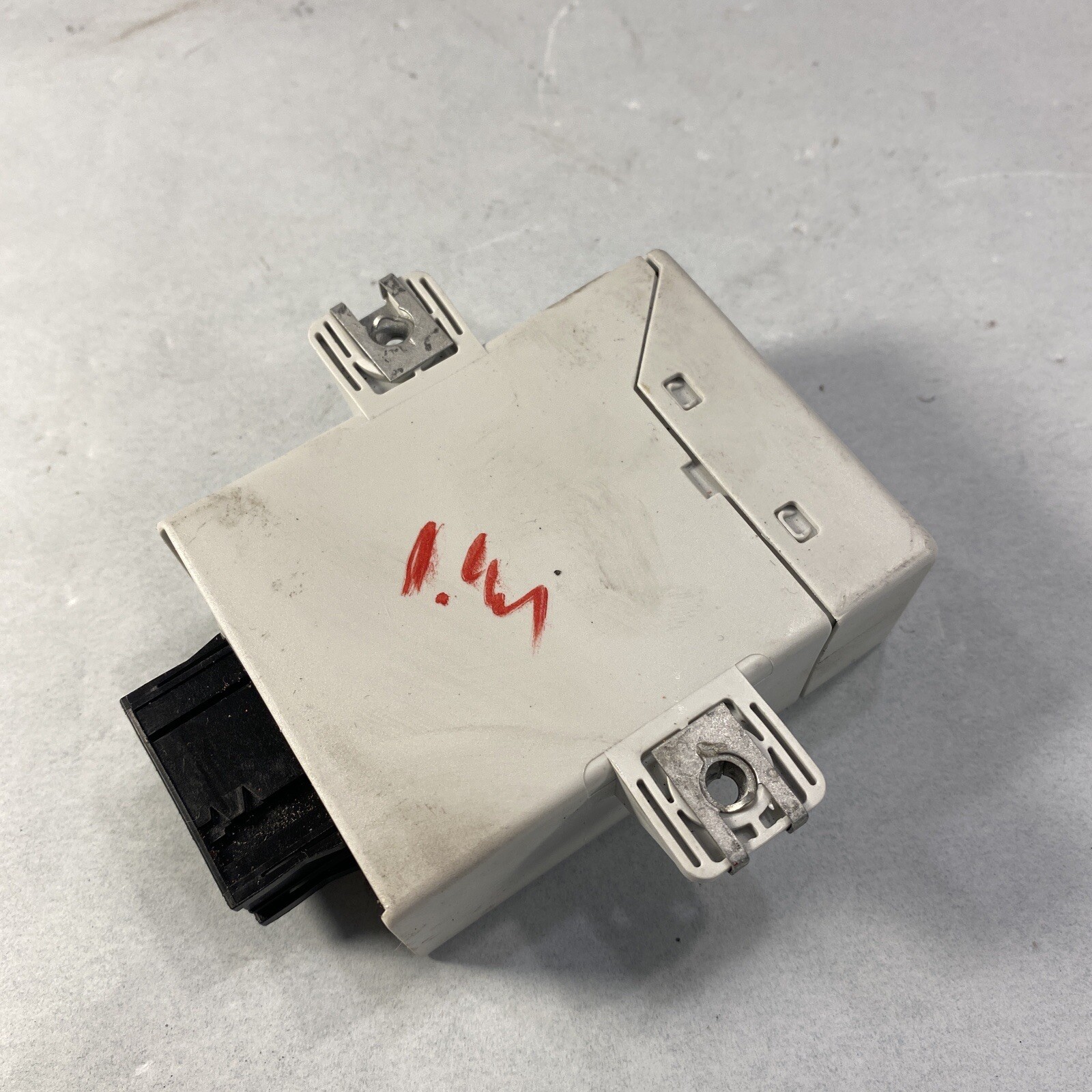 BMW E90 E91 E92 E93 LONGITUDINAL DYNAMIC CRUISE CONTROL SENSOR LD 6775949 05 K eBay