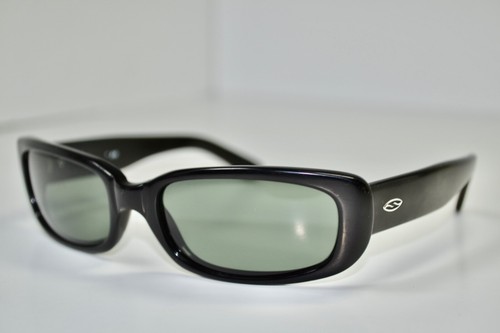 Used Vintage Smith Locket Black Green/Glass/Lens Womens Wrap Sunglasses