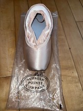 Suffolk solo hard pointe shoes size 3 1/2 XX. Brand New