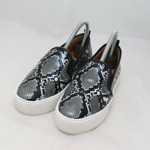 Halogen Women's Size 6M Gray Black Snake Print Leather Slip-On Platform Shoes - Picture 6 of 12