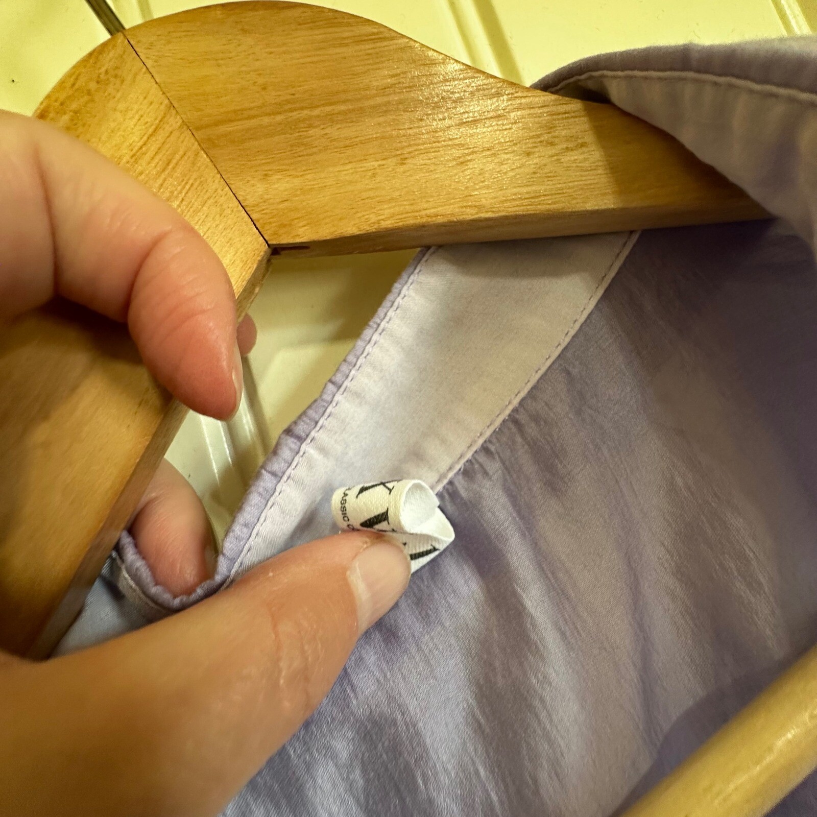 XYJ Classic Basic Button-Up Shirt Long Sleeve Rel… - image 3