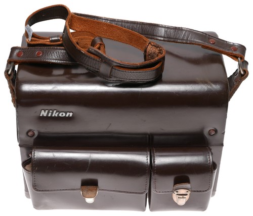 Nikon FB-11 fotocamera personalizzata vintage retrò montata flight case condizione usata - Foto 2 di 8