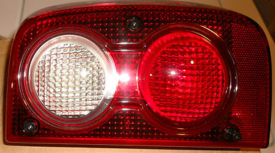 2002-2003  LAND ROVER FREELANDER TAILLIGHT DRIVER LH SIDE OEM XFB500160