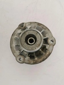 BMW 5 F10 Stoßdämpferhalter hinten rechts 6863295 3.50 Petrol 2012 34172033