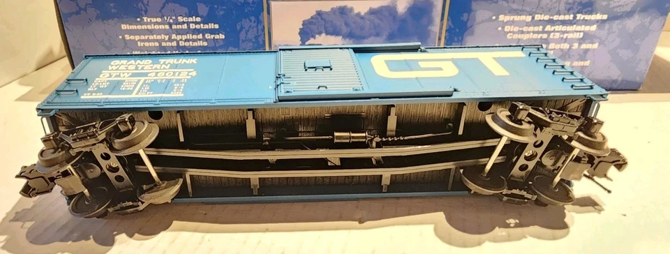 Atlas O Scale USRA Steel Rebuilt Box Car Grand Trunk Western #460124 - Image 3 of 4