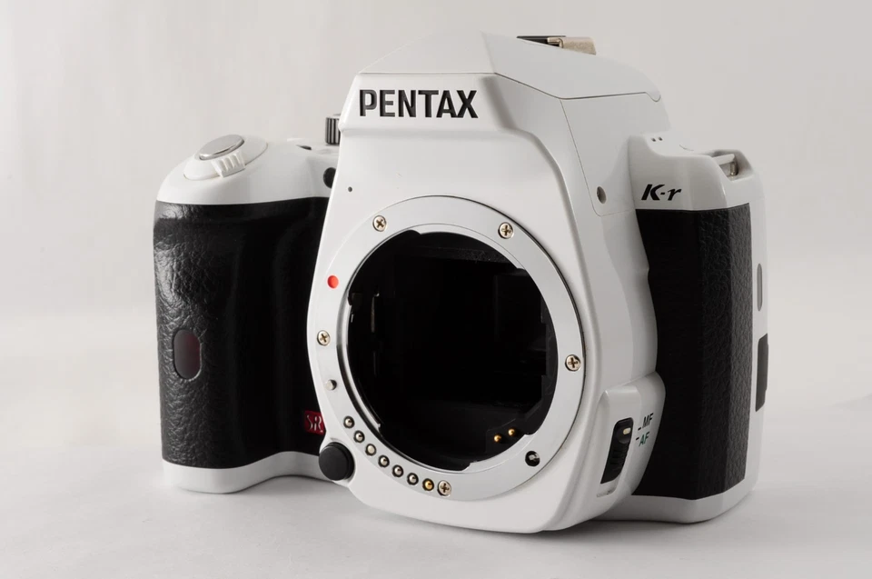 Appareil photo reflex numérique 12,4 mégapixels PENTAX K-r boîtier blanc pres... - Photo 3/4