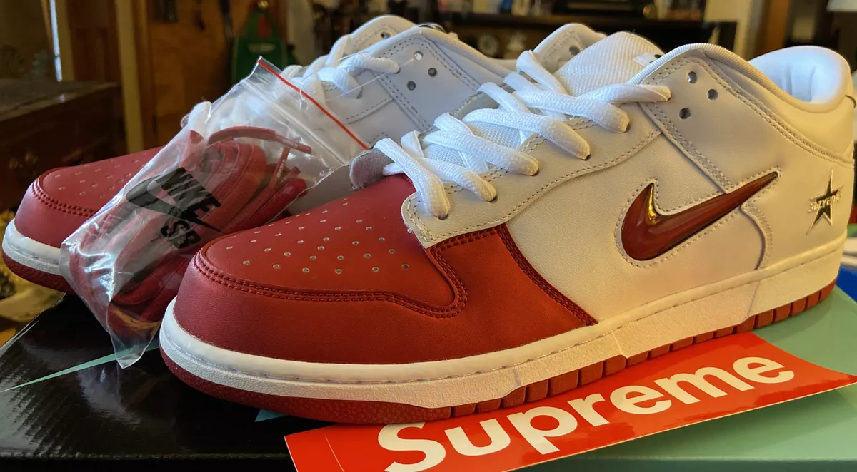 Supreme nike deals sb red