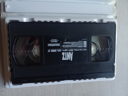 Dreamworks Pictures ANTZ VHS Clamshell HOLLYWOOD VIDEO - Picture 7 of 8