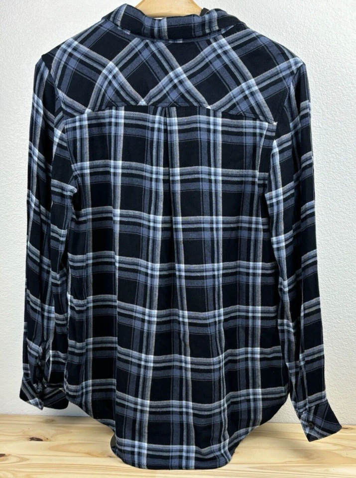 Camisa para mujer Bella Dahl azul/negro a cuadros abotonada talla M rayón suave informal vaquera Foto 3 de 4