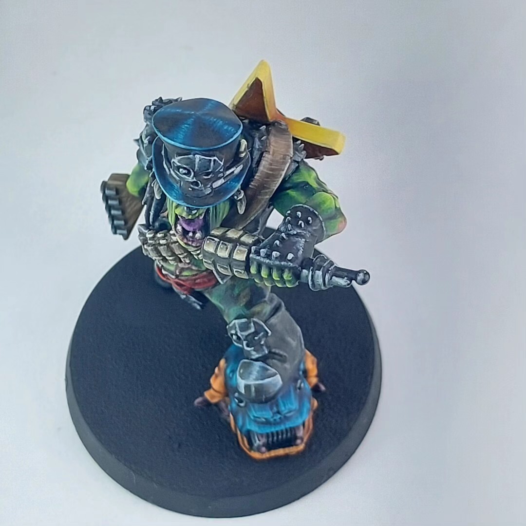 Pro Painted Games Workshop Warhammer 40,000 Orks: Ork Goff Rocker