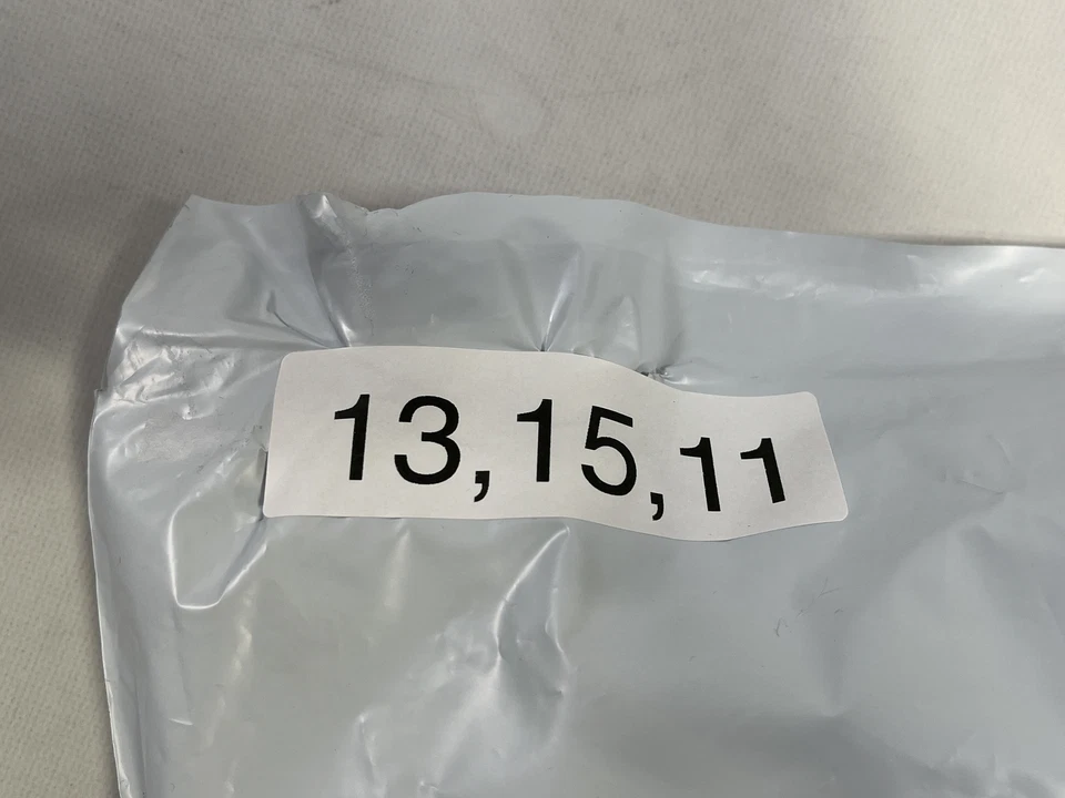 Suéter gris manga larga Mossimo Supply Co para hombre talla XL USADO EN EXCELENTE ESTADO Foto 4 de 4