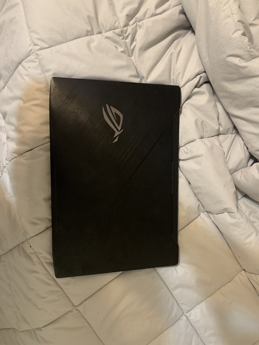 Asus ROG Strix GL503 15.6 FHD 2.8 GHz i7-7700HQ 16GB 1TB SSD/1TB