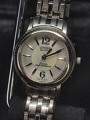【値下げ】CITIZEN Eco-Drive Bluetooth 腕時計 CITIZEN Exceed Titanium Eco Drive Radio H331-T011454 Women's