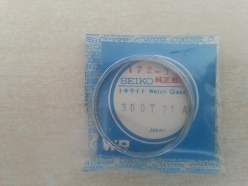 Genuine NOS Seiko Watch Crystals - Various shapes & sizes 5 of 23 - Picture 7 of 65