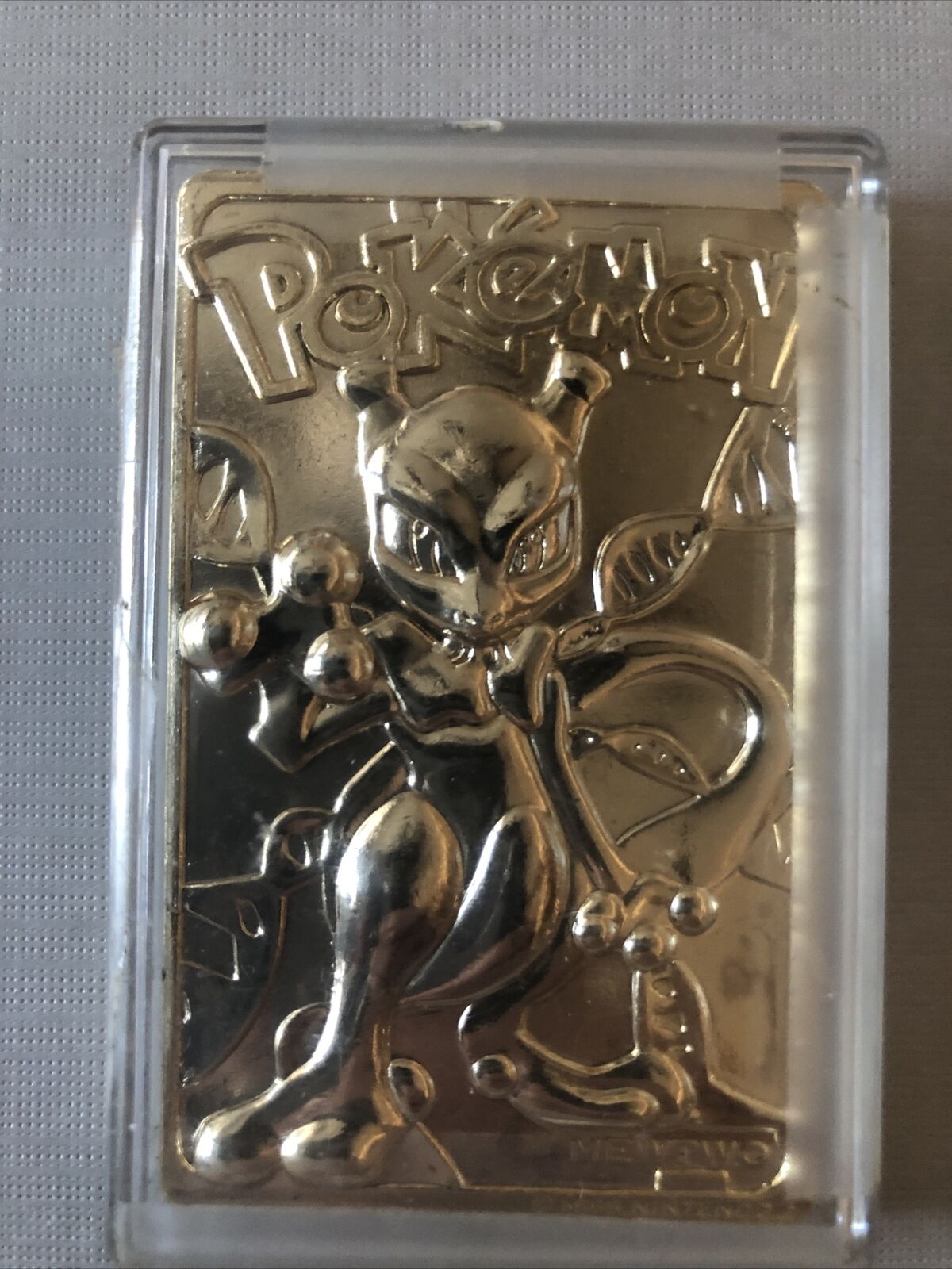 I have a Mewtwo 23k gold pokemon card : r/gaming