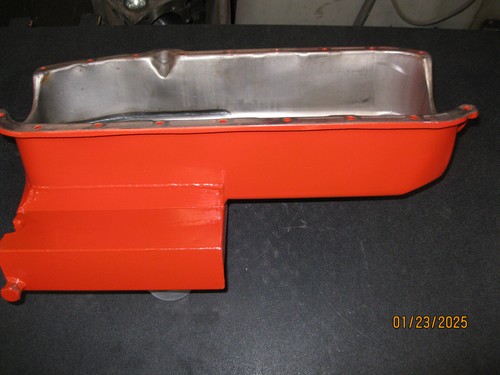 LEFT TURN SMALL BLOCK CHEVY 7QT. OIL PAN W/MELLING PUMP AND PICKUP.