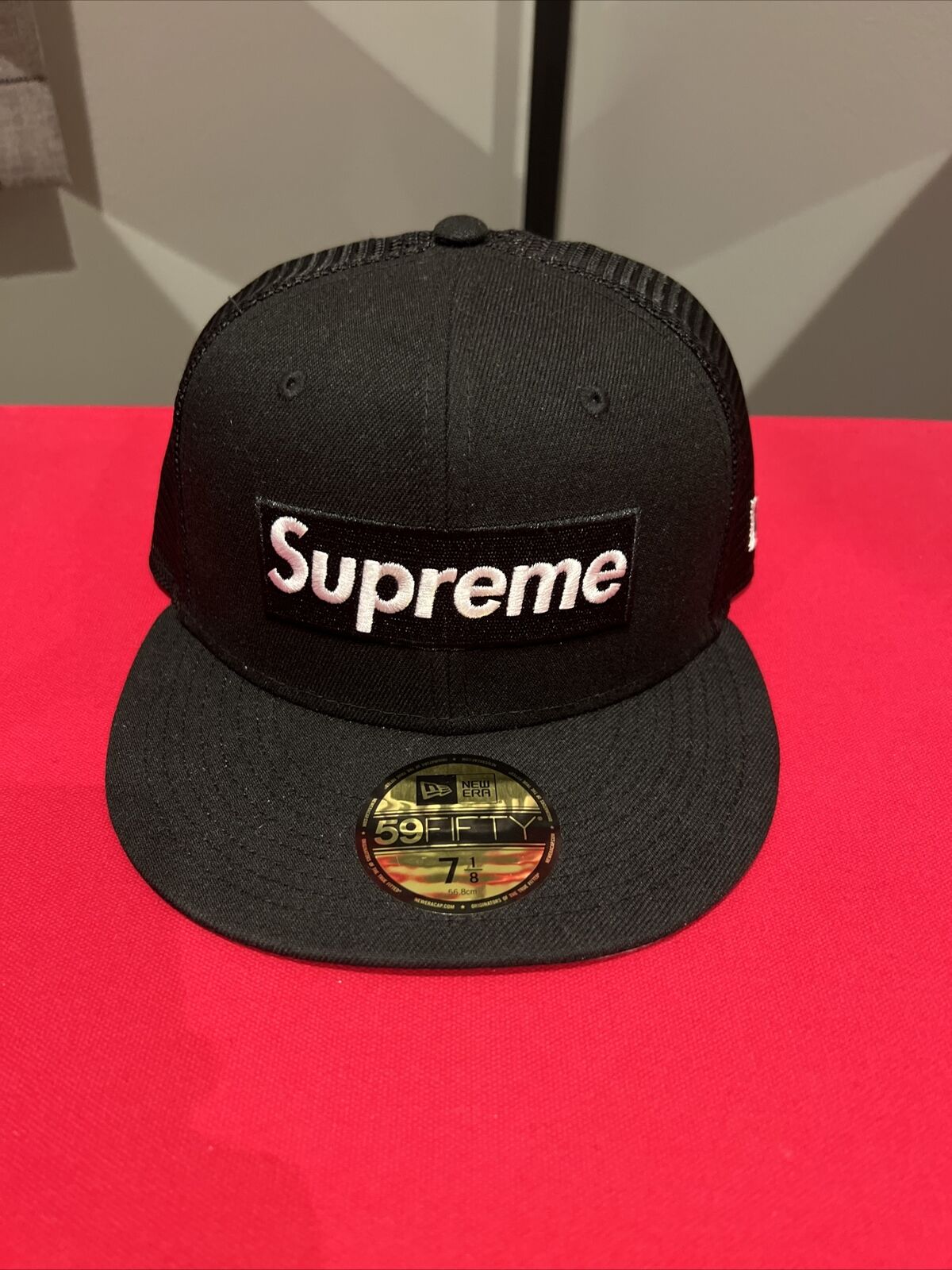 Supreme Box Logo Mesh Back New Era 7-1/2