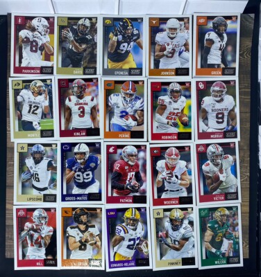 Lot Of 20 NFL 2020 Score Football Rookie Trading Cards