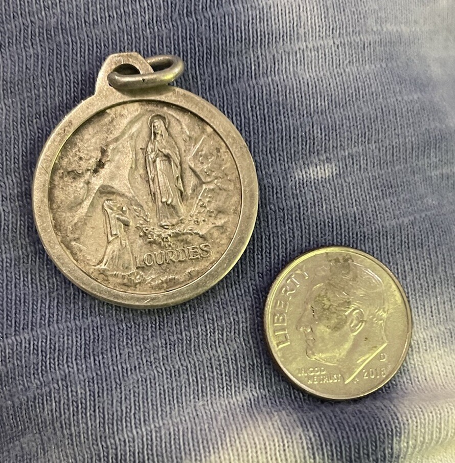 Picture 4 of 5