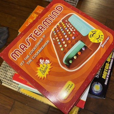 MASTERMIND Codebreaker Game Classic Codes Code Remake Pressman Games. Complete!