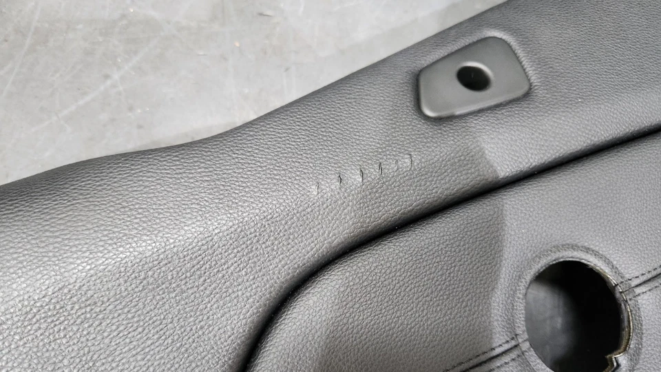 ✅ 08-13 OEM BMW E88 135 Delantero Trasero Izquierdo Puerta Derecha Panel de Tarjetas Cuero Negro * Foto 2 de 4