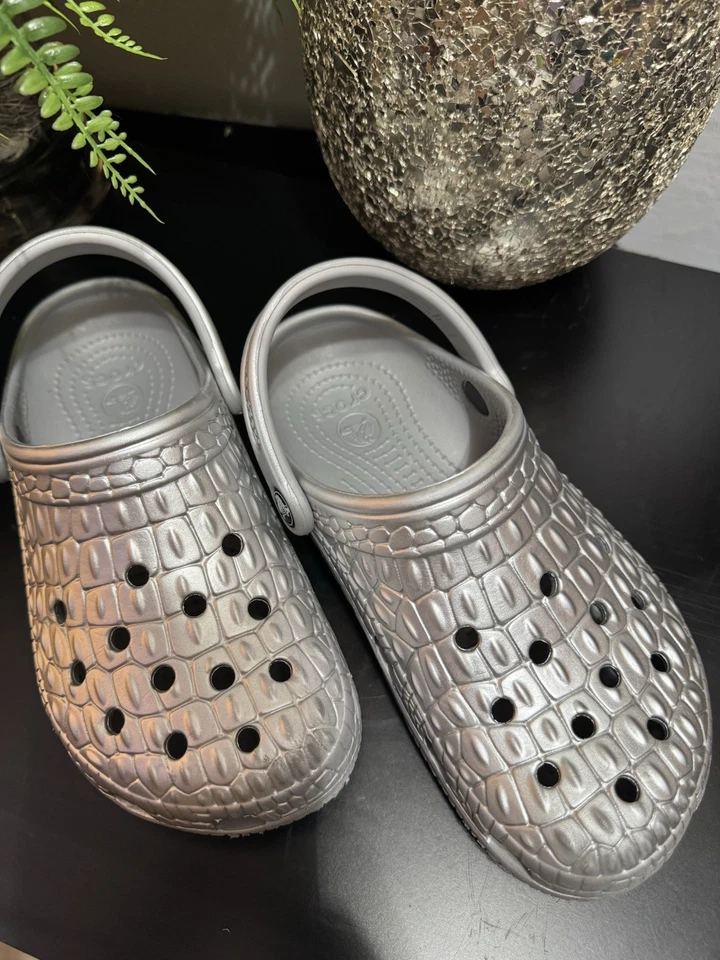 ZUECO CLÁSICO DE PIEL DE COCODRILO UNISEX COCODRILO METALIZADO MUJER TALLA 6 HOMBRE TALLA 4 Foto 4 de 4