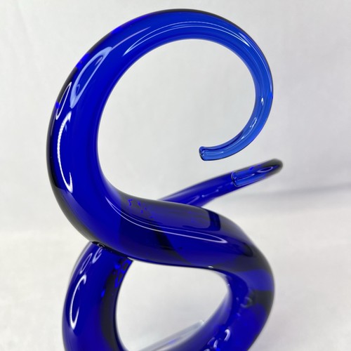 Z Gallerie Royce Sapphire Blue Glass 11” Sculpture on Beveled Glass - Picture 6 of 10